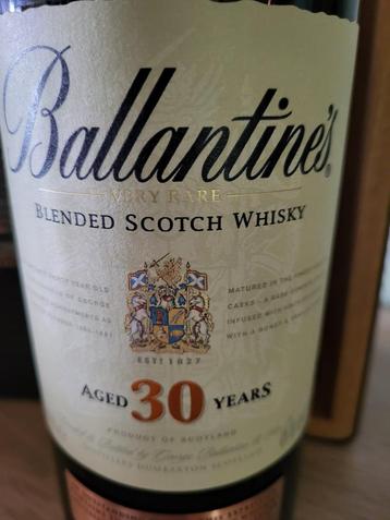 Ballantine's 30y whisky