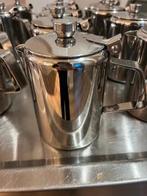 KOFFIE- EN THEEKANNETJES, Enlèvement