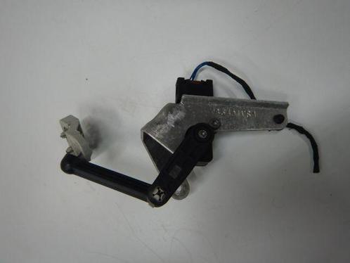 BMW X5 Niveausensor Koplamphoogteversteller 687020002, Auto-onderdelen, Verlichting, BMW, Gebruikt, Ophalen of Verzenden
