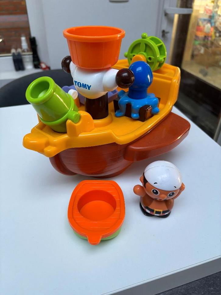 TOMY Badspeelgoed Piratenboot – Superleuk voor in bad!, Verzamelen, Speelgoed, Gebruikt, Ophalen of Verzenden