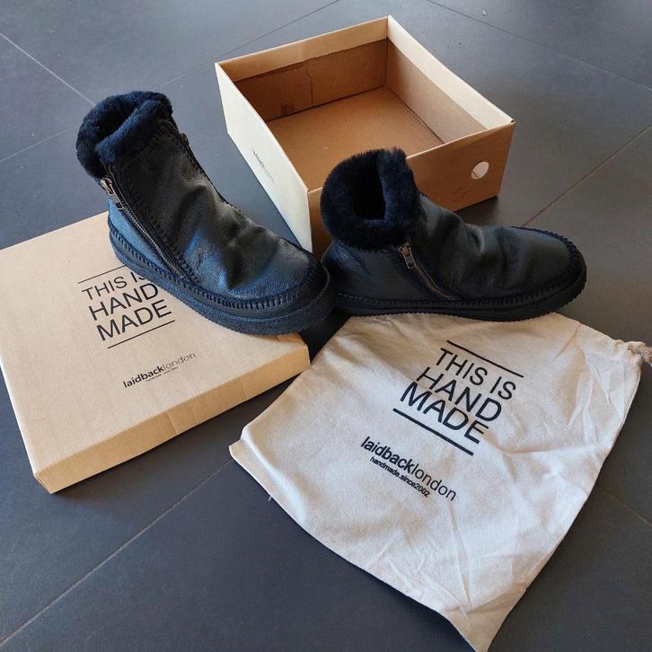 pantoffels boots 41 handmade dames laidbacklondon winter, Kleding | Dames, Schoenen, Zo goed als nieuw, Zwart, Ophalen of Verzenden