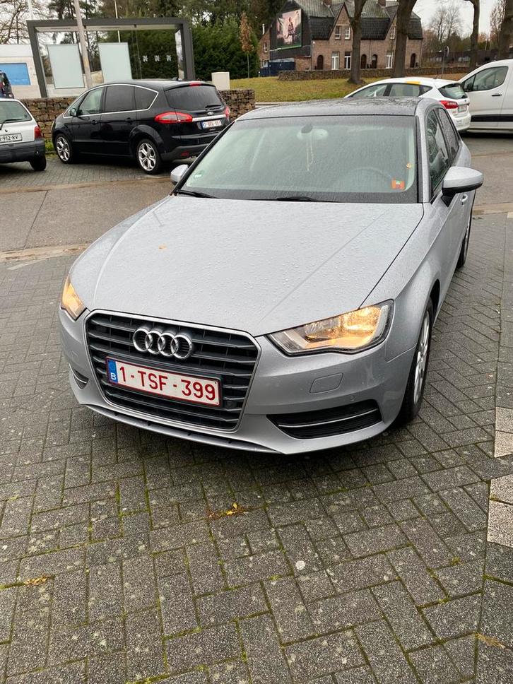 Audi A3 Sportback 1.6 Tdi, Auto's, Audi, Particulier, A3, ABS, Achteruitrijcamera, Airbags, Airconditioning, Alarm, Bluetooth
