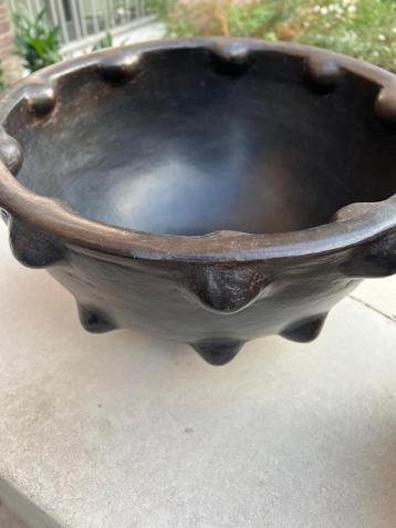 Afrikaanse wasmand beschikbaar voor biedingen