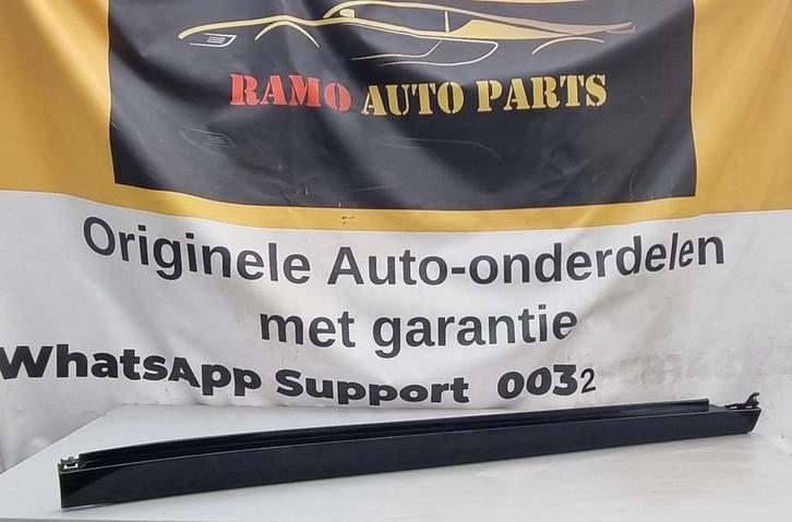 ZIJSKIRT BMW X1 F48 RECHTS DORPEL 51778059870, Auto-onderdelen, Carrosserie, Bumper, BMW, Gebruikt, 3 maanden garantie, Ophalen of Verzenden