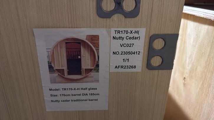 Nieuw in kist !! BARREL SAUNA HALF GLAS, Doe-het-zelf en Bouw, Zonnepanelen en Toebehoren, Nieuw, Ophalen