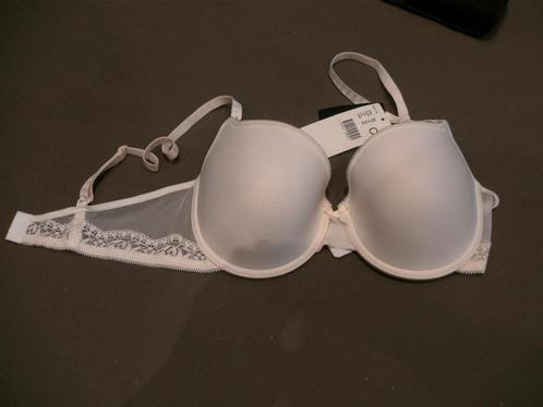 Nieuwe 75C Passionata tshirt bh, Kleding | Dames, Ondergoed en Lingerie, BH, Ophalen of Verzenden