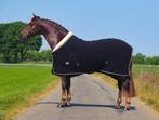 Profi-Rider luxe fleecedeken bontkraag zwart 185 tm 205 SALE, Animaux & Accessoires, Chevaux & Poneys | Couvertures & Couvre-reins