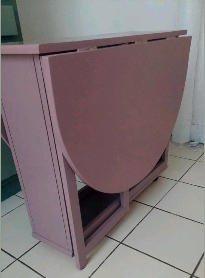 Op zoek naar een opvouwbare keukentafel waar je IKEA kunt et, Huis en Inrichting, Kasten | Stellingkasten, Gebruikt, Ophalen
