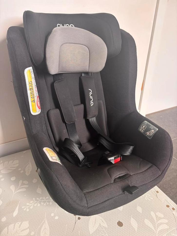 Nuna Todl Next en 360 isofix Base, Kinderen en Baby's, Autostoeltjes, Zo goed als nieuw, Overige merken, 9 t/m 18 kg, Isofix, Slaapstand