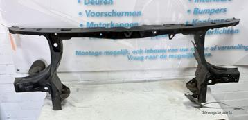 Voorfront VW Transporter T5 komt van een 2.5tdi beschikbaar voor biedingen