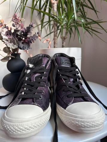 Converse x John Varvatos beschikbaar voor biedingen