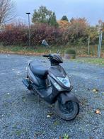 A klasse scooter in goede staat, Fietsen en Brommers, Ophalen, Klasse A (25 km/u), Zo goed als nieuw, Benzine