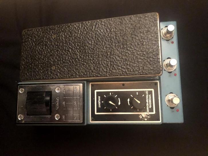 SPEKTR-4 vintage analog soviet Fuzz/Wah/Auto-Wah, Muziek en Instrumenten, Effecten, Gebruikt, Distortion, Overdrive of Fuzz, Wah Wah