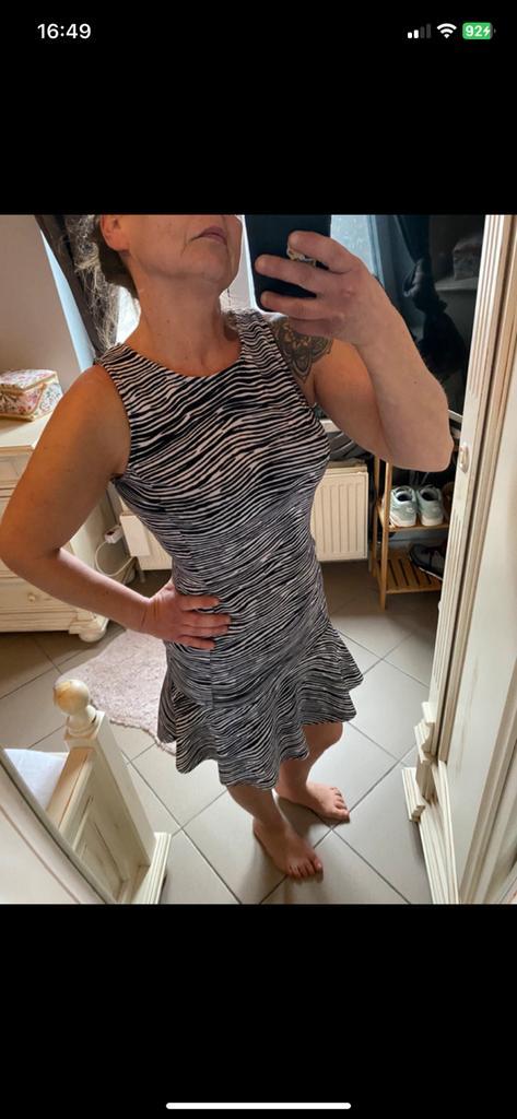 Robe Guess, Vêtements | Femmes, Robes, Comme neuf, Taille 36 (S), Noir, Enlèvement