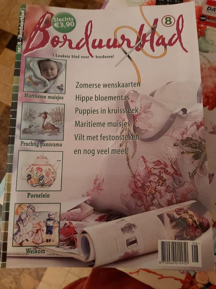 Borduurblad - diverse nummers, Livres, Loisirs & Temps libre, Enlèvement ou Envoi