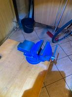 Werkbank met bankschroef, Ophalen, Bankschroef