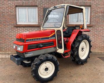 Minitractor Yanmar FX235 - 3cilinder - 4x4 - POWERSHIFT beschikbaar voor biedingen