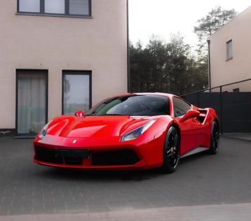 Auto’s Levent️    Bij deze bieden we deze Prachtige Ferrari