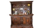 Collectie antieke meubels, Ophalen