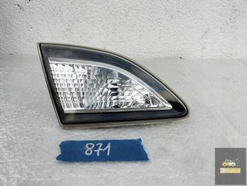 MAZDA 3 SEDAN 2010-2013 LINKERKLEPLAMP beschikbaar voor biedingen