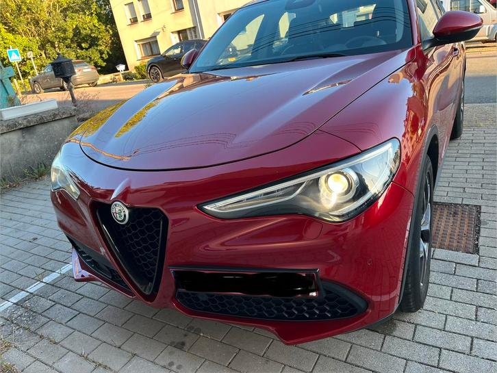 Alfa Romeo Stelvio 2.2 Diesel JTD, Auto's, Alfa Romeo, Particulier, Stelvio, Diesel, Automaat, Rood, Leder, Ophalen