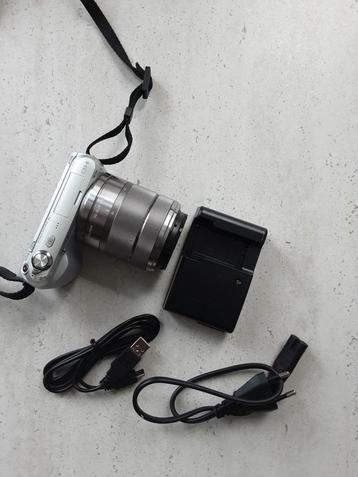 Sony Alpha NEX-3 Digital Camera 14.2MP w/18-55mm F3.5-5.6 L, Audio, Tv en Foto, Ophalen of Verzenden, Zo goed als nieuw