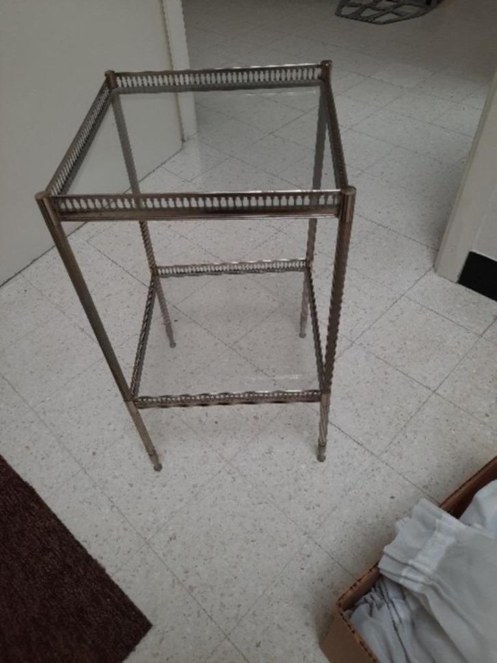 Glazen vierkant tafeltje - bijzet tafeltje, Huis en Inrichting, Tafels | Salontafels, Gebruikt, 50 tot 75 cm, Minder dan 50 cm