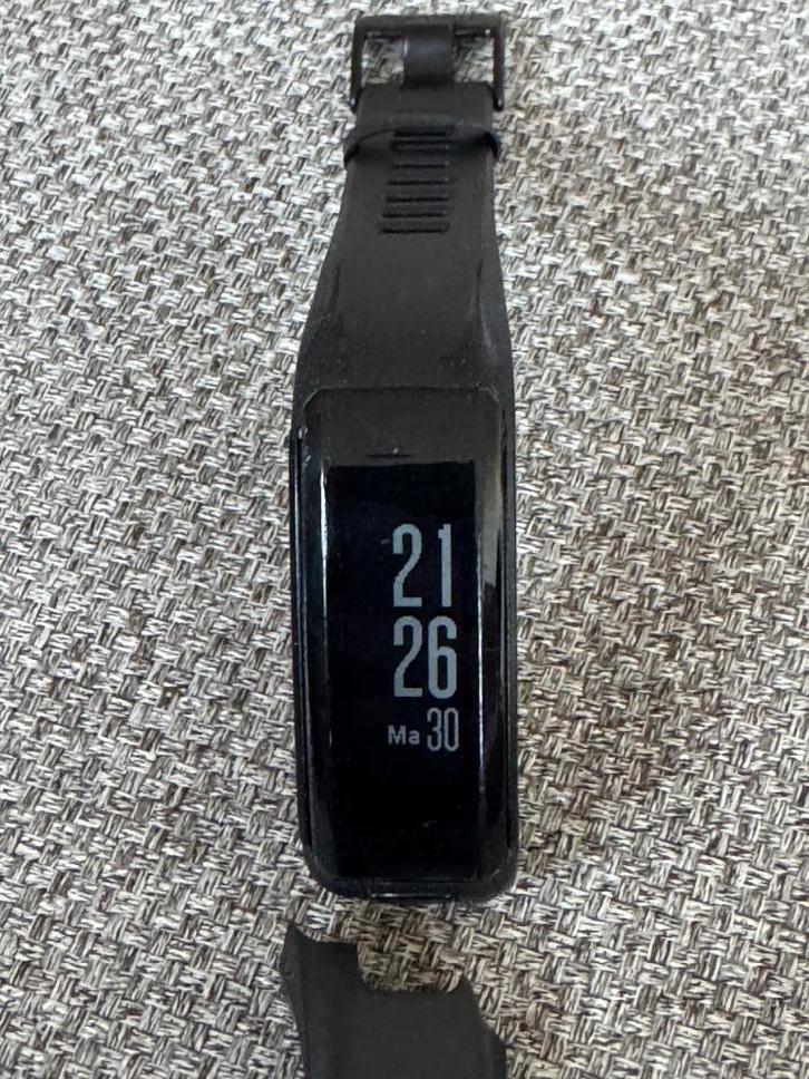 Garmin Vivosmart HR Activity tracker, Handtassen en Accessoires, Activity trackers, Gebruikt, Android, Zwart, Waterdicht, Verzenden