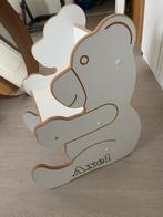 Stoeltje in hout met naam Axel, Kinderen en Baby's, Ophalen, Zo goed als nieuw