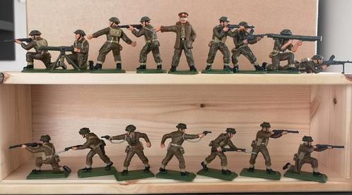 16 Britse infanterie W02 schaal 1/32 Britains & Matchbox, Hobby en Vrije tijd, Modelbouw | Figuren en Diorama's, Zo goed als nieuw