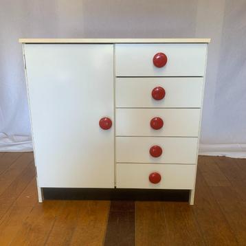 Mid-century wandkast beschikbaar voor biedingen