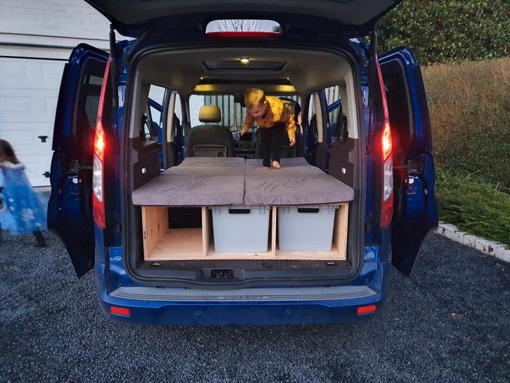 Ford Tourneo connect 2017 + mini camper box, Auto's, Ford, Particulier, Tourneo Connect, Android Auto, Ophalen