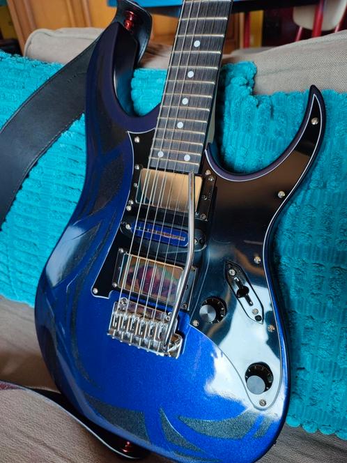 Ibanez GIO GRG 140 WH (omgebouwd) met ..., Muziek en Instrumenten, Snaarinstrumenten | Gitaren | Elektrisch, Zo goed als nieuw