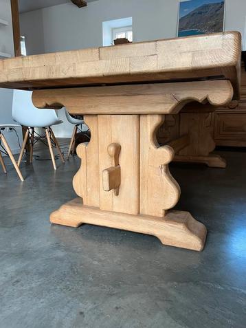 Massief eiken kloostertafel 2m30 beschikbaar voor biedingen
