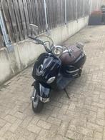 Razzo Verona 125CC met helm, Ophalen, Gebruikt, Overige modellen, Klasse B (45 km/u)