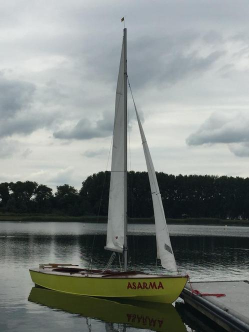 Zeer goed onderhouden houten Spanker zeilboot +kanteltrailer, Watersport en Boten, Open zeilboten, Gebruikt, Spanker, 3 tot 6 meter