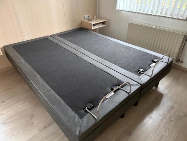 Tempur Ergomic beddenbodem met massagefunctie, Huis en Inrichting, Slaapkamer | Matrassen en Bedbodems, Zo goed als nieuw, Bedbodem