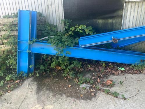 Dubbele draagarmstelling zware staanders blauw 220 x 110, Zakelijke goederen, Kantoor en Winkelinrichting | Magazijn, Stelling en Opslag