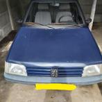 Trendy Peugeot 205 D voor oldtimer op te knappen 2500 euro., Auto's, Te koop, Grijs, Diesel, Stadsauto