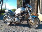 Ducati monstro 750, Particulier, 2 cylindres, 750 cm³