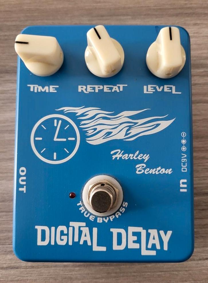 Digital echo en Equalizer, Muziek en Instrumenten, Effecten, Zo goed als nieuw, Delay of Echo, Equalizer, Ophalen of Verzenden