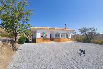 Spanje (Andalusië)- villa met 3slpkmrs -2bdkms  beschikbaar voor biedingen