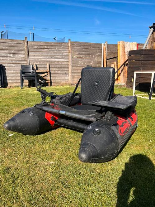 Mooie bellyboat, Watersport en Boten, Hengelsport | Algemeen, Zo goed als nieuw, Ophalen