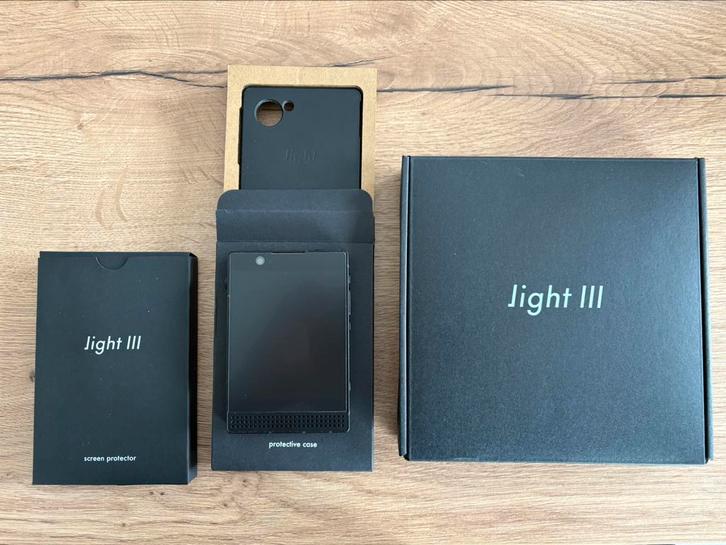 Light Phone 3 complet + coque et protection écran, Télécoms, Téléphonie mobile | Marques Autre, Enlèvement ou Envoi