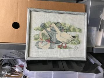 Naaidoeken ingekaderd beschikbaar voor biedingen