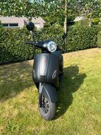 GTS toscana dynamic black B klasse, Ophalen, 49 cc, Benzine, GTS Toscana