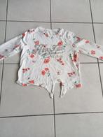 wite crop top met bloemen - maat 146/152, Comme neuf, Fille, Chemise ou À manches longues, Enlèvement ou Envoi