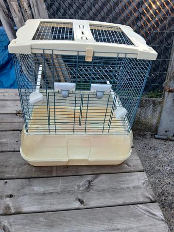 Vogelkooi  beschikbaar voor biedingen