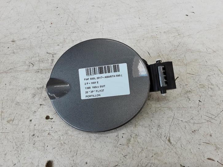 TANKKLEP Abarth 500 / 595 / 695 (01-2008/-), Auto-onderdelen, Carrosserie, Overige automerken, Gebruikt