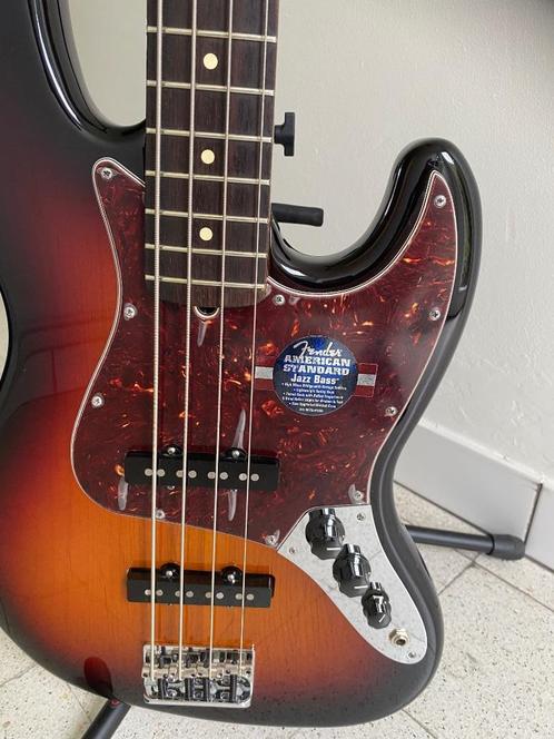Basgitaar, Muziek en Instrumenten, Snaarinstrumenten | Gitaren | Bas, Zo goed als nieuw, Elektrisch, Ophalen